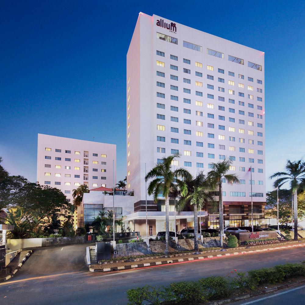 Four Points By Sheraton Batam Нагоя Екстериор снимка