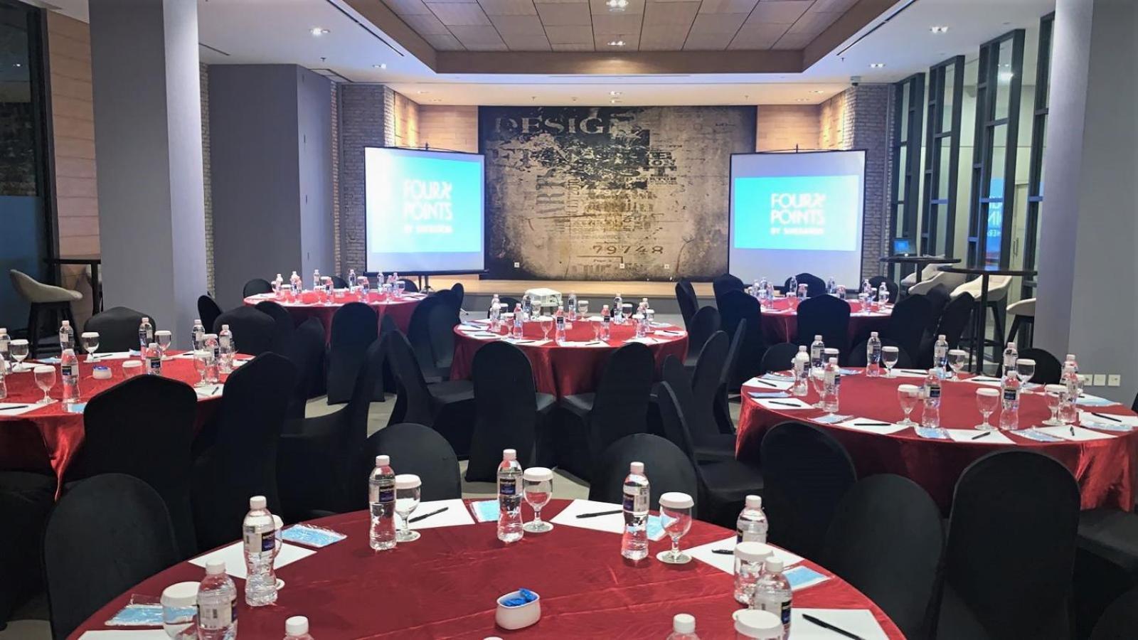 Four Points By Sheraton Batam Нагоя Екстериор снимка