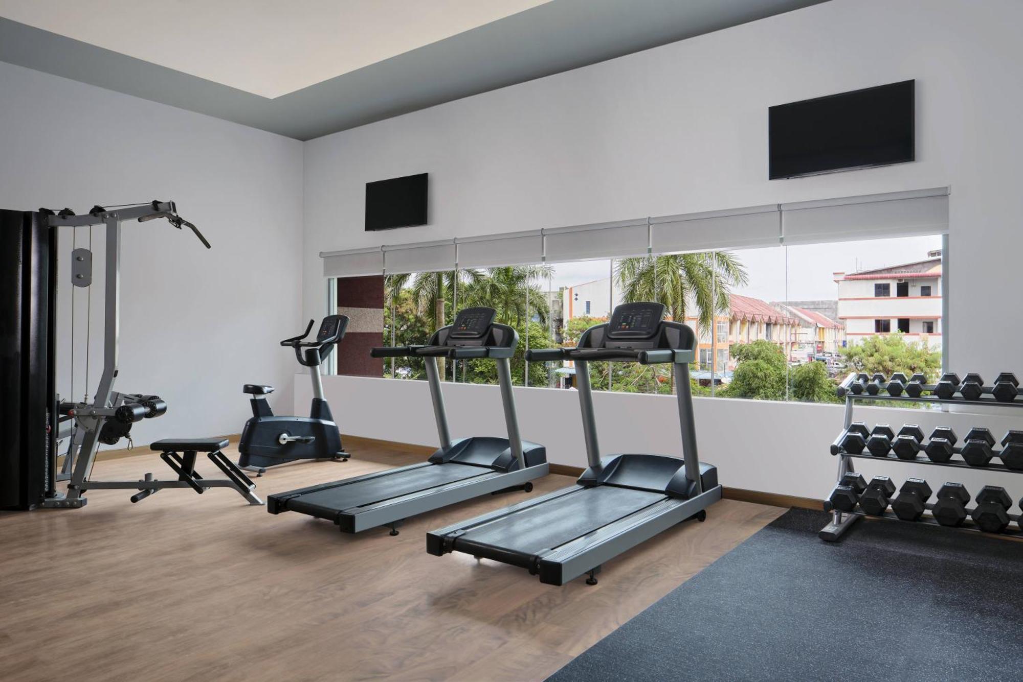 Four Points By Sheraton Batam Нагоя Екстериор снимка