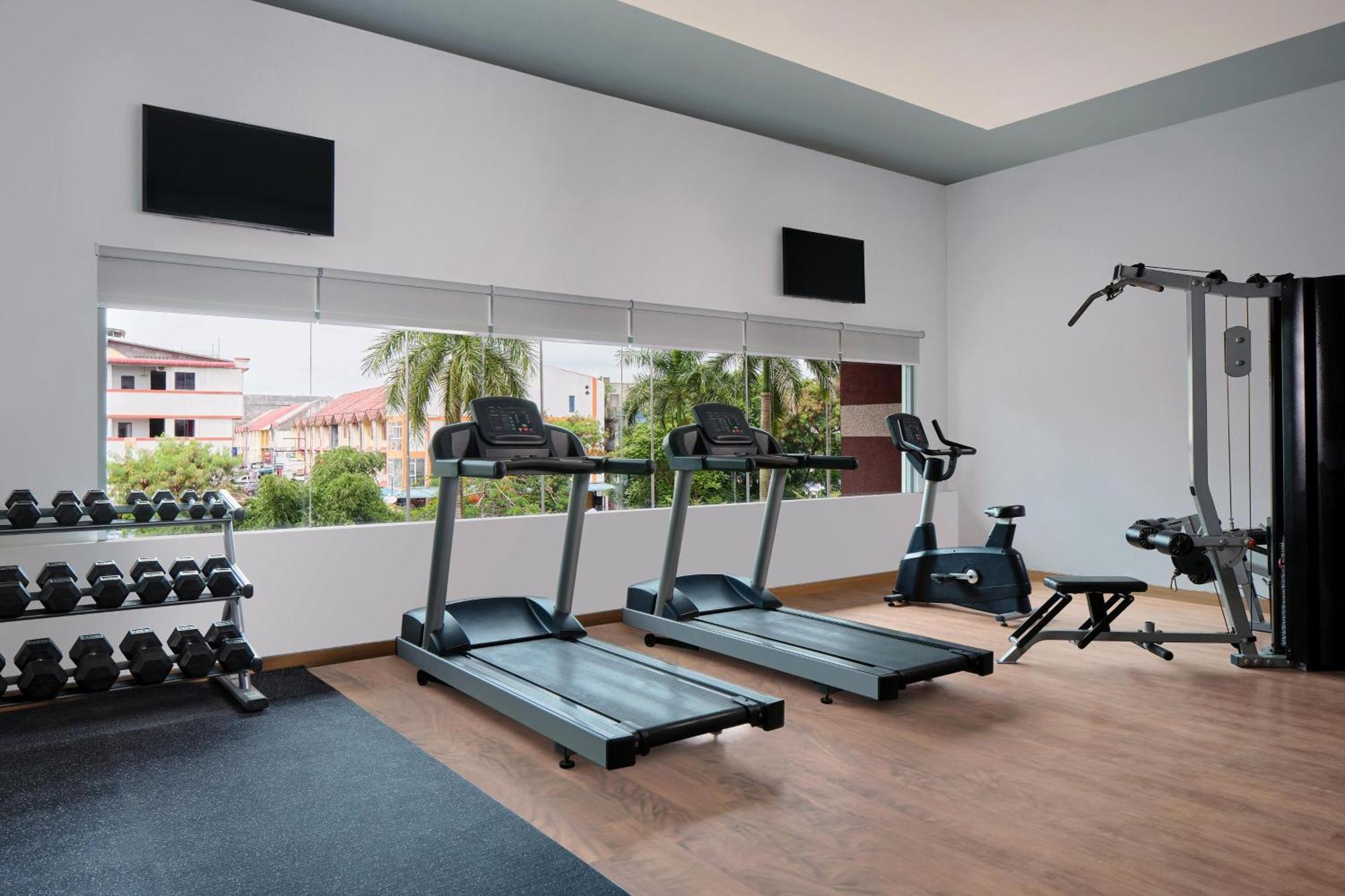 Four Points By Sheraton Batam Нагоя Екстериор снимка