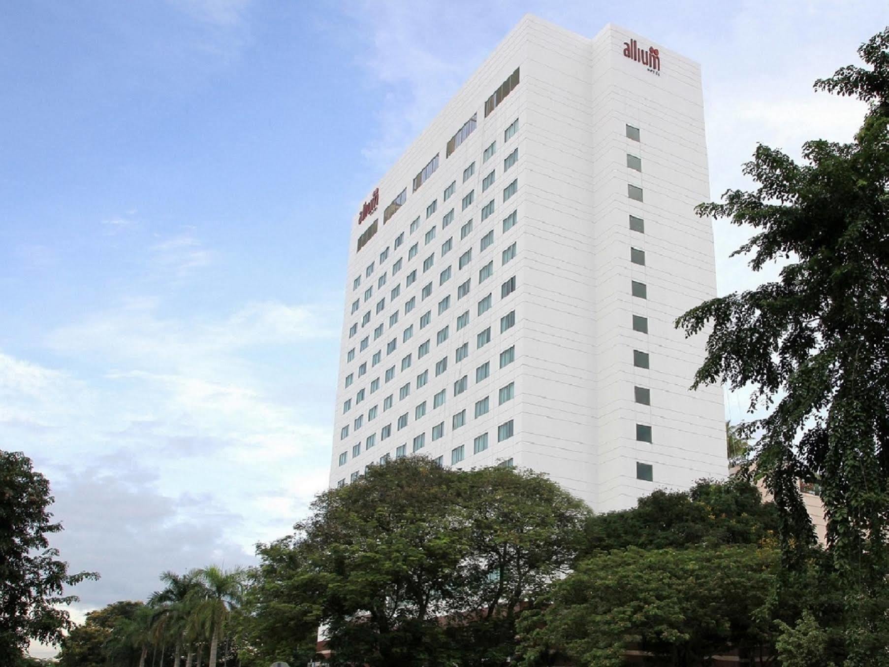 Four Points By Sheraton Batam Нагоя Екстериор снимка